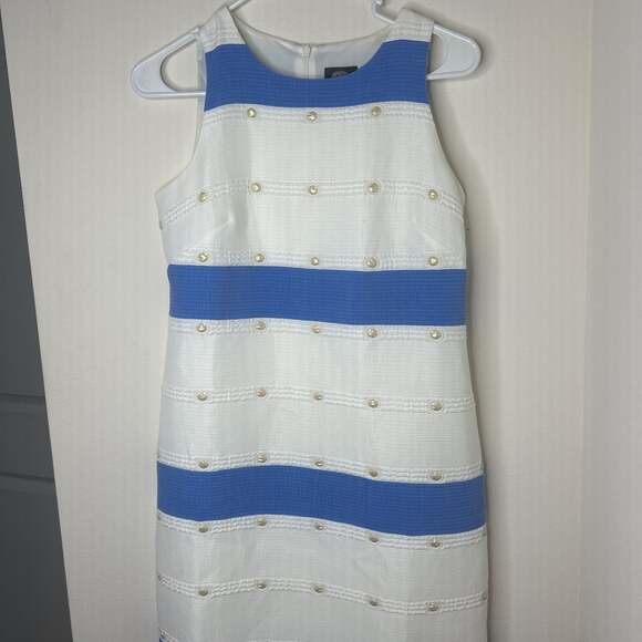 Vince Camuto Dresses & Skirts - Vince Camuto Size 2 sky blue white striped women 's shift dress